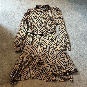 Karl lagerfeld Paris shirt Dress in Black & Tan size 10 women’s great condition